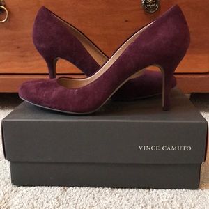 Maroon/purple pumps